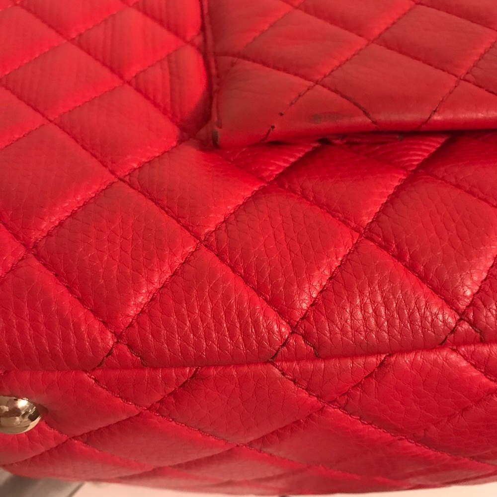 SOLD Chanel XXL Red Airline Flap Tote RARE - Picture 4 of 8